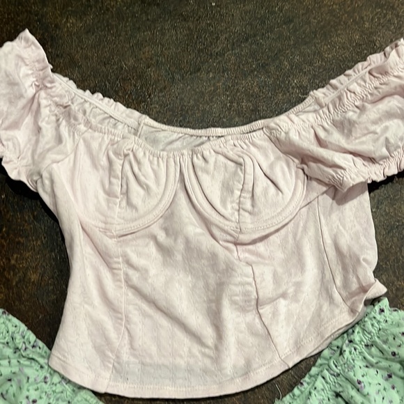 pink and green cropped cotton tops - Picture 3 of 4